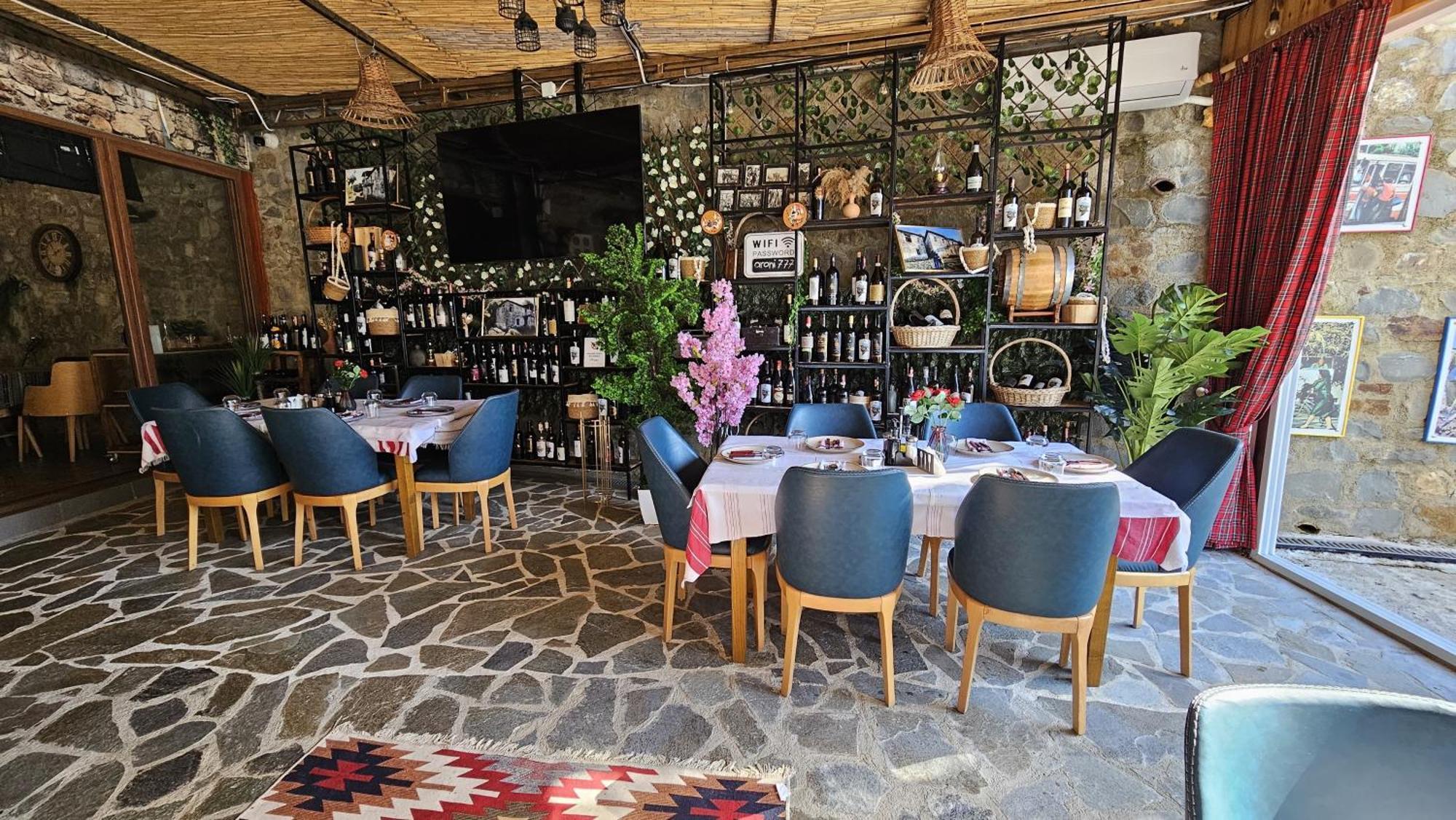 Keshtjella Xhabeqos Hotel Ljaknasi Kültér fotó