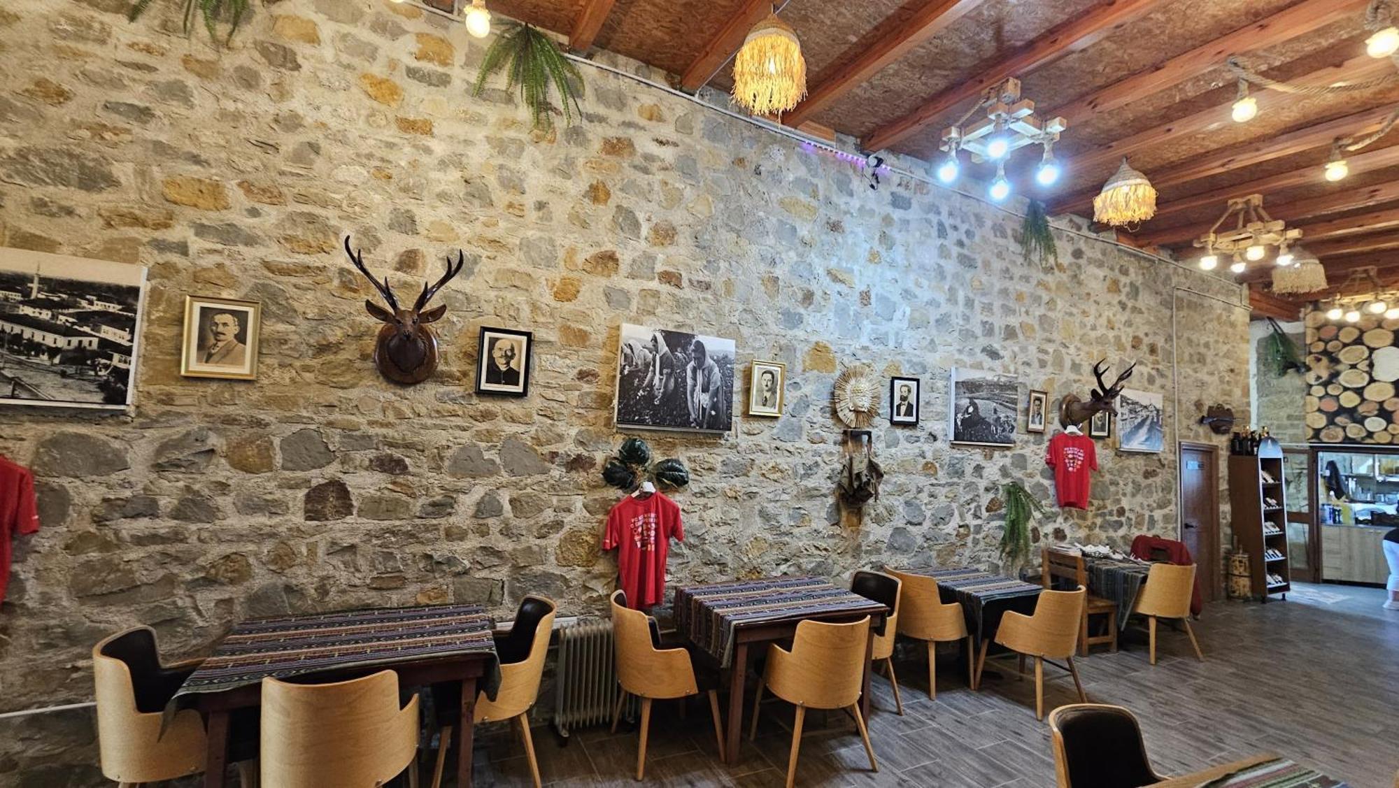 Keshtjella Xhabeqos Hotel Ljaknasi Kültér fotó