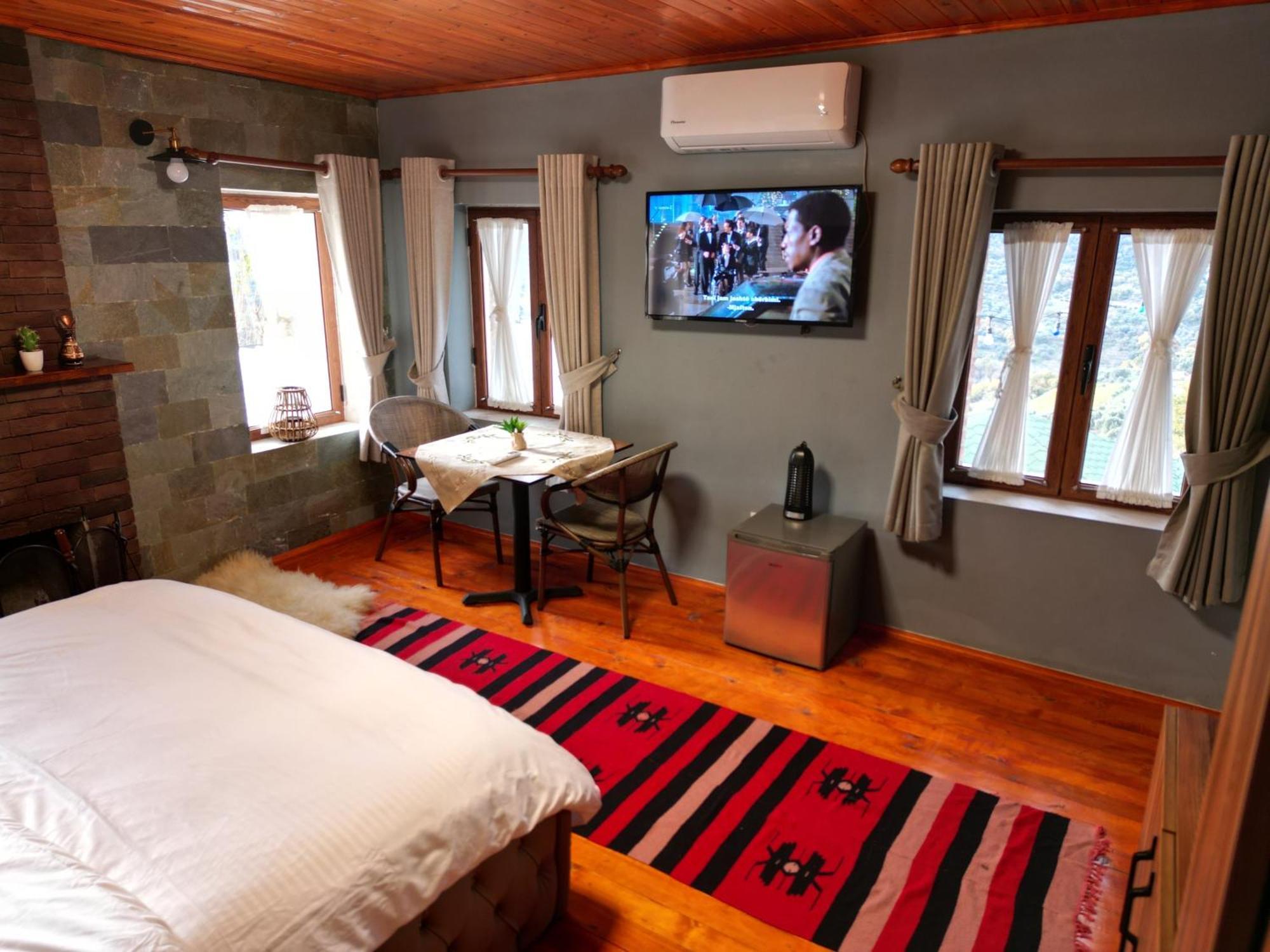 Keshtjella Xhabeqos Hotel Ljaknasi Kültér fotó