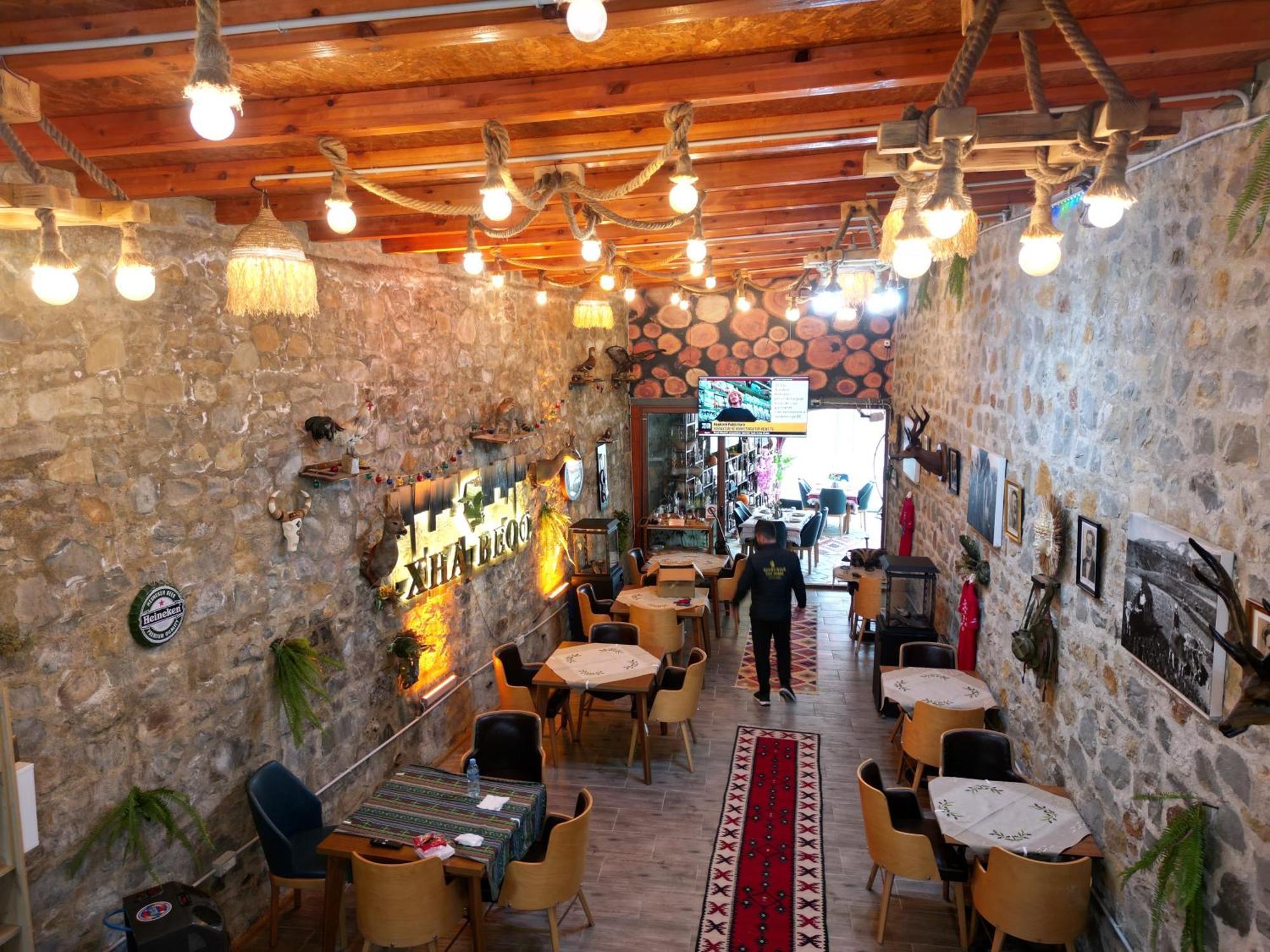 Keshtjella Xhabeqos Hotel Ljaknasi Kültér fotó